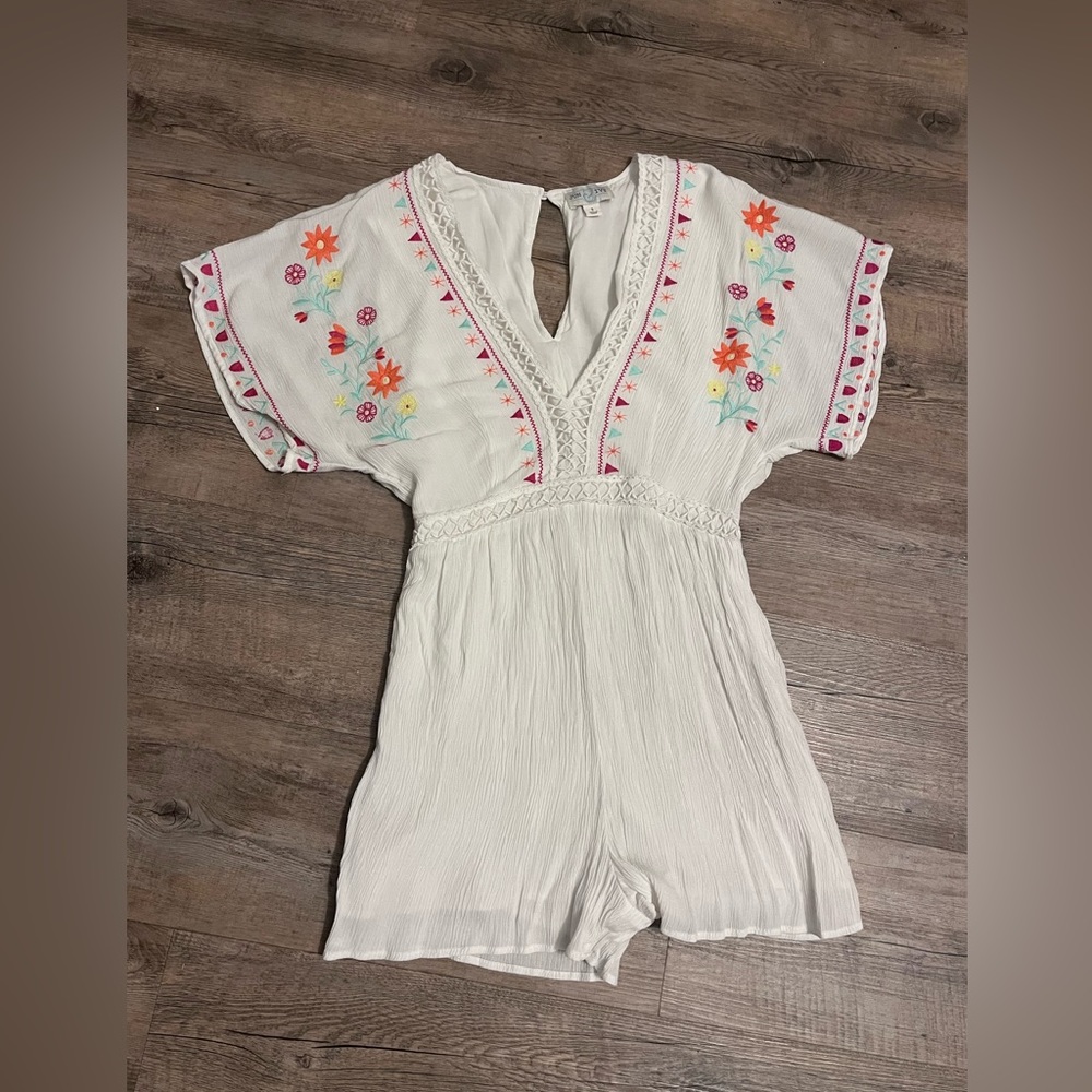 Jun Ivy Romper